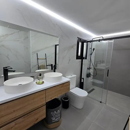 Вилла Serendipity House *